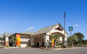 Howard Johnson By Wyndham Savannah Ga